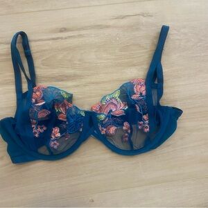 ✨Sale✨ Sheer Floral Embroidery Bra Size 36D